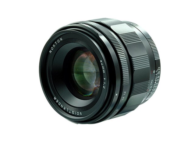 Voigtländer VM 40mm f/1,2 Aspherical Nokton svart till