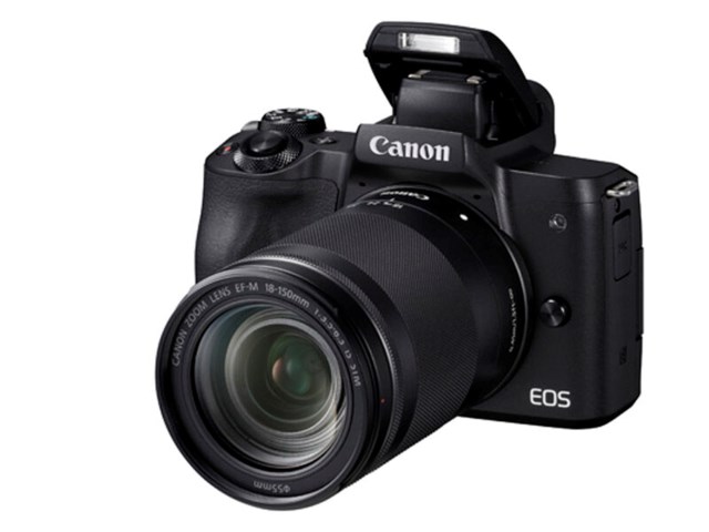 Canon EOS M50 svart + EF-M 18-150mm f/3,5-6,3 IS STM