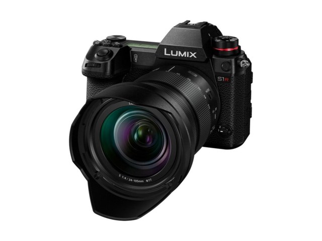 Panasonic DC-S1R + 24-105