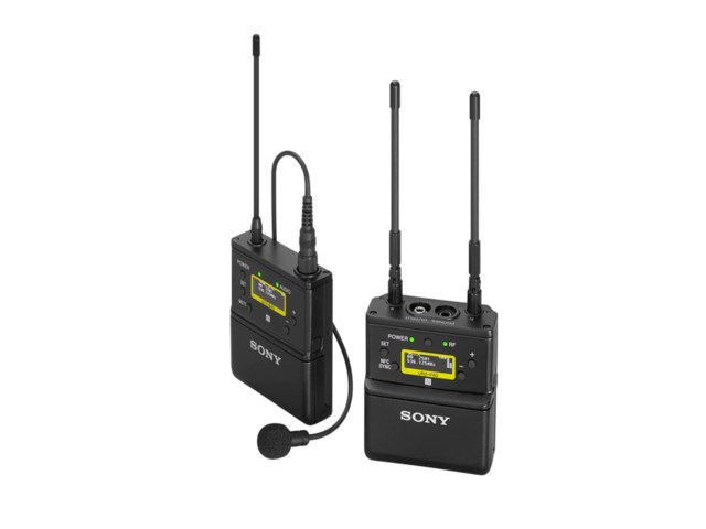 Sony UWP-D21 bodypack wireless microphone package UTX-B40 + URX-P40