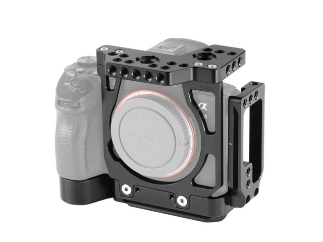 SmallRig Half Cage 2236 med Arca L-Bracket för Sony A7R III / A7 III