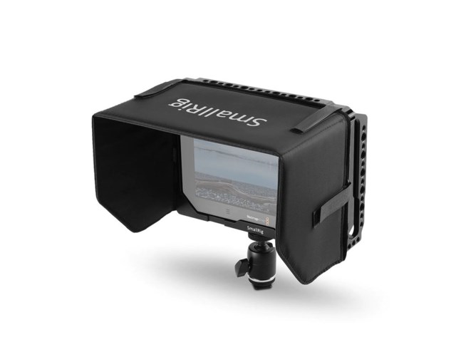 SmallRig Cage 1988 + sunhood för Blackmagic Video Assist 4K 7"