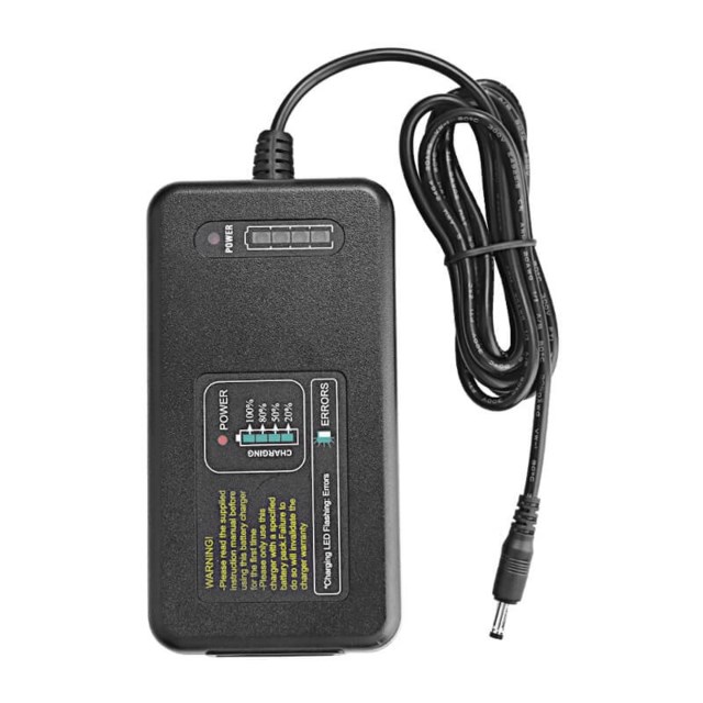 Godox Batteriladdare C400P för AD400PRO