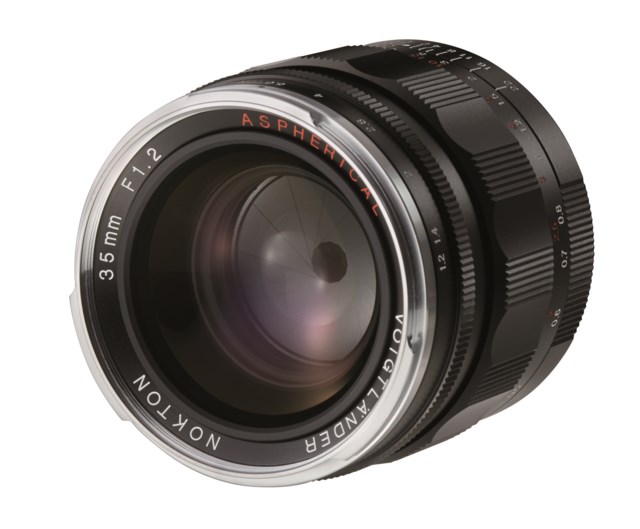 Voigtländer Nokton 35mm f/1,2 III VM svart