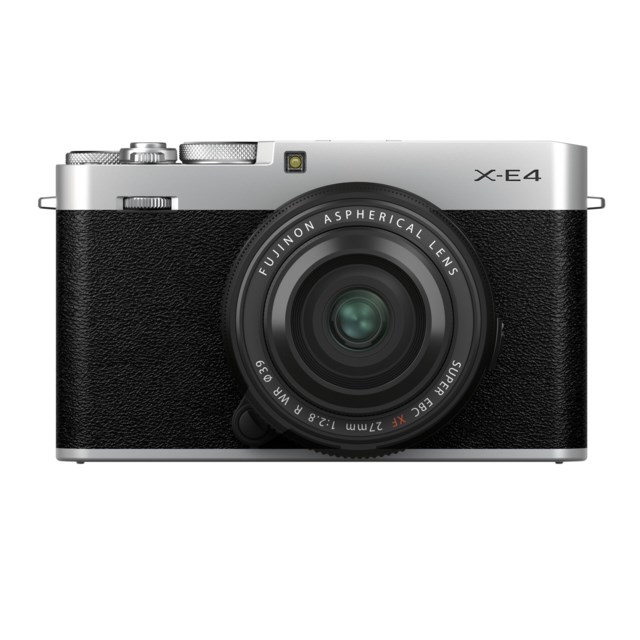 Fujifilm X-E4 + XF 27mm f/2.8 R WR Silver