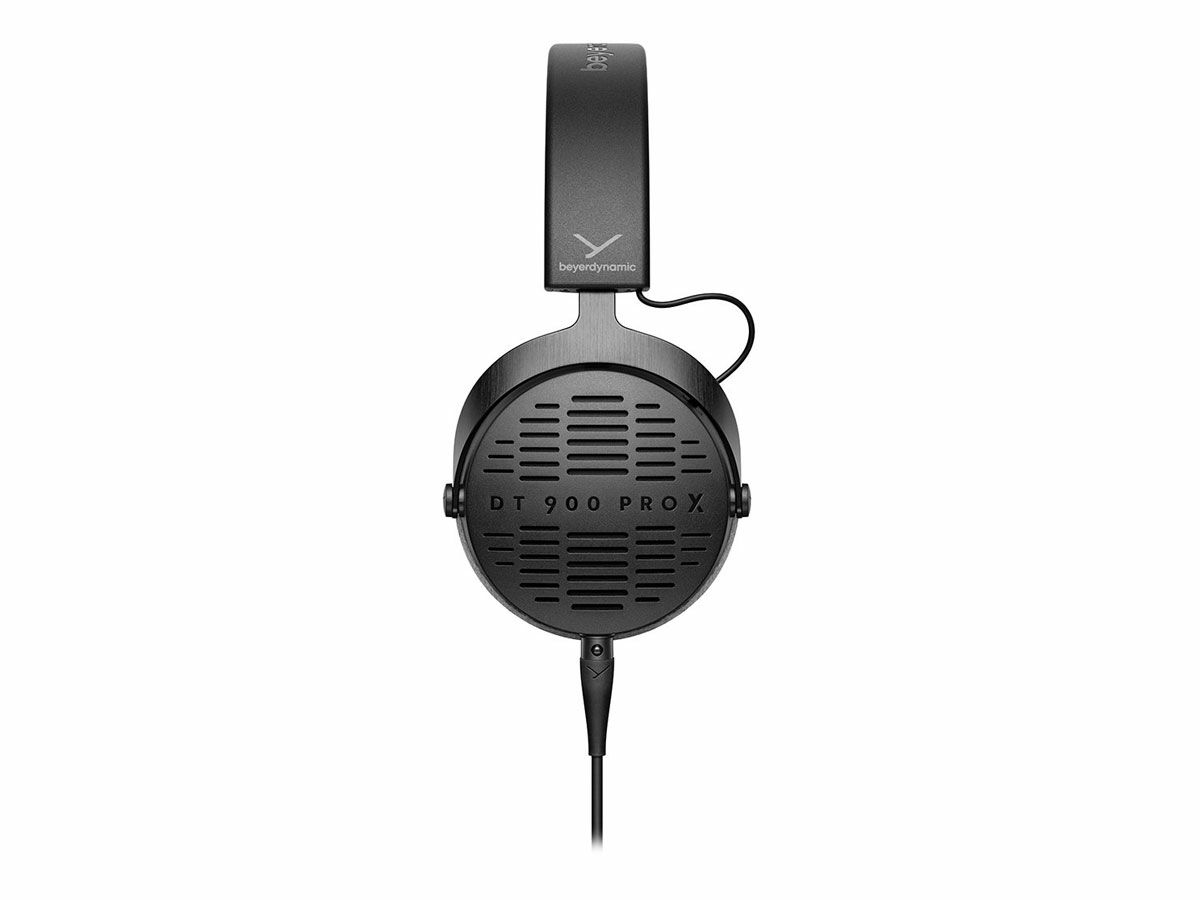 Bundle: beyerdynamic DT 990 Pro Studio Headphones 250 Ohms With FiiO K3s  Pocket-sized Headphone Amplifier